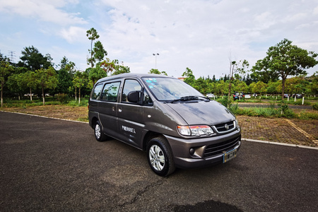 楚雄二手东风风行菱智 2015款 V3二手CV3系列 1.5L 手动 7座 舒适型 国IV